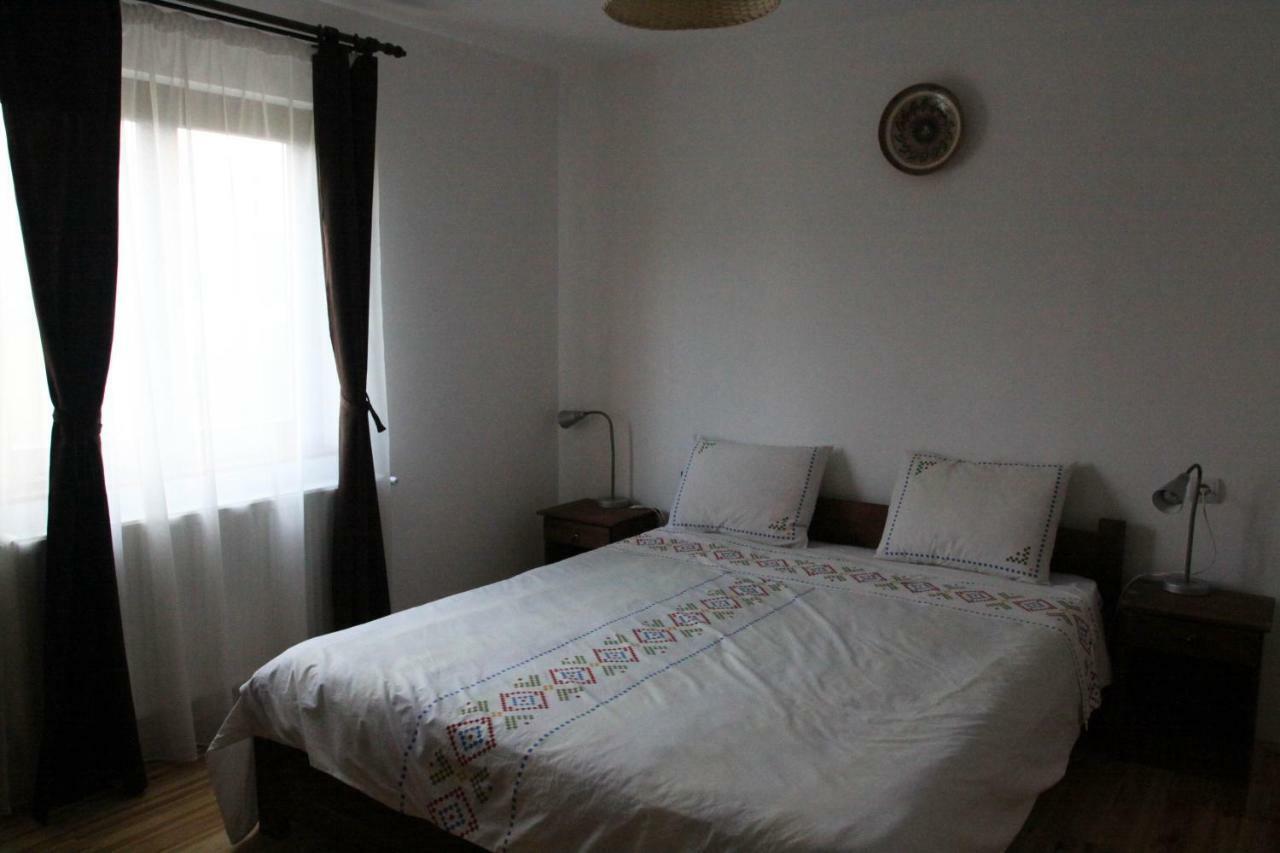 Bran White Clouds House And Chalet Ngoại thất bức ảnh